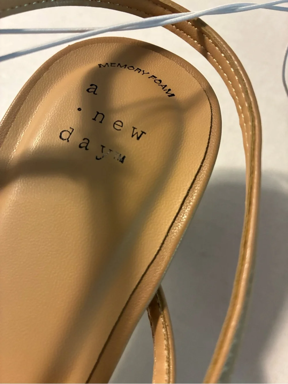 NWT A New Day Stella Almond Toe Strappy Kitten Heels Shoes Women’s size 12 tan